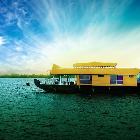 Sreekrishna Houseboat C/O Sreekrishna Ayurveda Panchakarma Centre Hotel Alappuzha Habitación foto