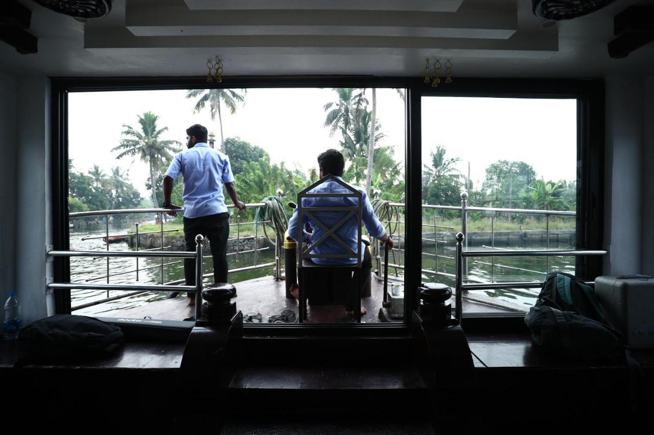 Sreekrishna Houseboat C/O Sreekrishna Ayurveda Panchakarma Centre Hotel Alappuzha Exterior foto