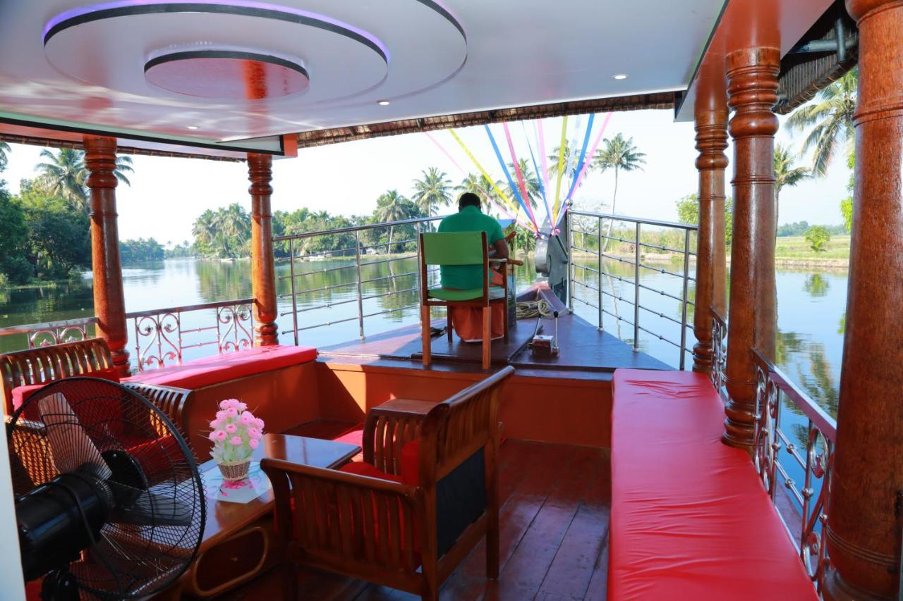 Sreekrishna Houseboat C/O Sreekrishna Ayurveda Panchakarma Centre Hotel Alappuzha Exterior foto