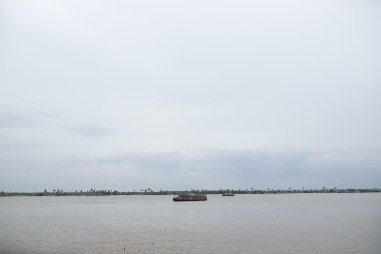 Sreekrishna Houseboat C/O Sreekrishna Ayurveda Panchakarma Centre Hotel Alappuzha Exterior foto